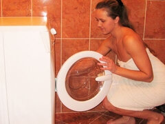 Culo, Cuarto de baño, Rubia, Mamada, Estilo perrito, Besar, Adolescente, Tetas