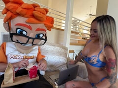 When the Porn Dude's fortunes shift, he's met by the Asian goddess, Linda Lan, in an explosive PornDudeCasting scene. Athletic and tattooed,