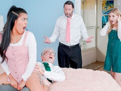 Спальня, Большой член, Собачьи, Вчетвером, Натуральные сиськи, Тощие, Молоденькие, Сиськи