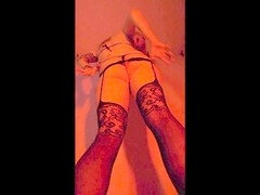 ゴス, パンティ, 小柄, シーメール, 一人, ストッキング, タトゥー, ヒモパン