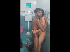 18, 浴室, 彼氏, カップル, 彼女, インド人, キス, 乳首