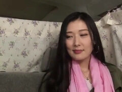 素人, アジア人, フェラチオ, イく瞬間, 手コキする, 熟年, 淫乱熟女, 妻
