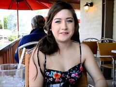 Anal, En gros plan de très près, Doigter, Massage, Masturbation, Orgasme, Public, Solo