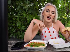 Grosse bite, Couple, Noir ébène, Nourriture, Petite amie, Poilue, Mère que j'aimerais baiser, Chatte