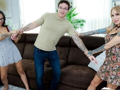 Amatory Sarah Jessie and Izi Blu - long hair sex - Perv Mom