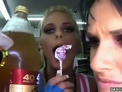 Любители, Минет, Брюнетки, Натуральные сиськи, Вечеринка, От первого лица, Молоденькие, Сиськи