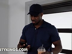 Grosse bite, Sucer une bite, Branlette thaïlandaise, Hd, Interracial, Cuisine, Nue  à poil, Chatte