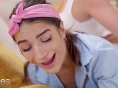 Anal, Cul, Gode, Lesbienne, Petite femme, Maigrichonne, Fessée, Jouets
