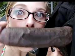 Enthousiasteling, Anaal, Kinderoppas, Grote lul, Pijpbeurt, Sperma in gezicht