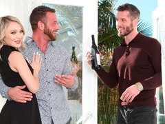 Anal, Blonde, Sucer une bite, Attrapée, Éjaculer dans la bouche, Double pénétration, Masturbation, Adolescente