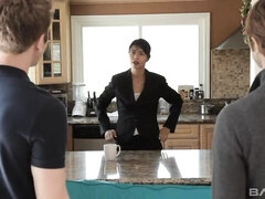 Asiático, Culo, Culo grande, Verga grande, Tetas grandes, Mamada, Estilo perrito, Madres para coger