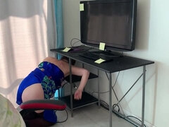 Big-bottomed cougar mind-blowing adult clip