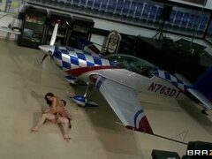 Busty MILF Lisa Ann gets her trimmed cunt slammed by a hot shot fighter pilot