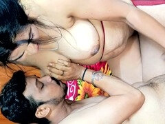 Grossier, Doigter, Femme au foyer, Indienne, Embrassement, Mère que j'aimerais baiser, Mamelons, Belle mère