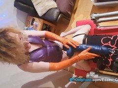 Enthousiasteling, Anaal, Kont, Seksspeelgoed, Dominante vrouw, Vuisten, Gigantische dildo, Latex