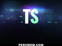 Rubia, Tetona, Pareja, Corridas, Garganta profunda, Madres para coger, Madrastra, Tetas