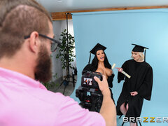 Жопа, Минет, Крупный план, Глубокая глотка, Поцелуи, Лизание, Киски, Студентка