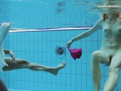 Blond, Bruinharig, Fetisj, Hd, Openbaar, Russisch, Tieten likken, Onderwater