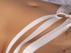 Tetas grandes, Erótico, Europeo, Penetracion con dedos, Lamidas, Natural, Adolescente, Tetas