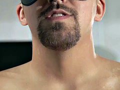 Кончили внутрь, Влажная