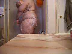 Belle grosse femme bgf, Douche, Nénés, Voyeur
