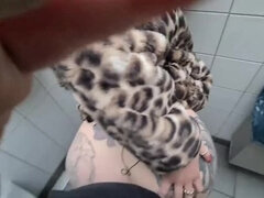 18 ans, Cul, Gorge profonde, Orgasme, De plein air, Pov, Public, Chatte