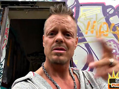 18 летние, Жопа, Большая жопа, Минет, Глубокая глотка, Собачьи, На публике, Молоденькие