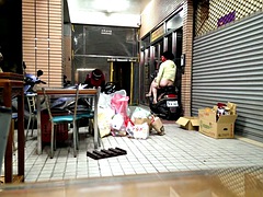 Grosse bite, Public, Transsexuelle