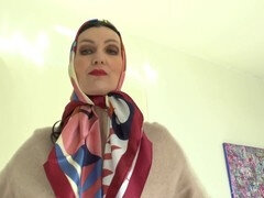 Bruinharig, Europees, Duits, Masturbatie, Moeder die ik wil neuken, Ouderwets, Satijn, Oud