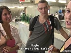 Leie, Grosse titten, Blasen, Paar, Hd, Natürlichen titten, Im freien, Rock