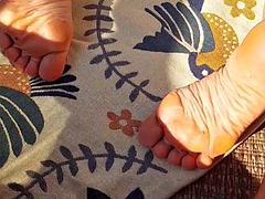 素人, ブロンド, 足フェチ, Hd, 人妻の, 熟年, アウトドア, 公共