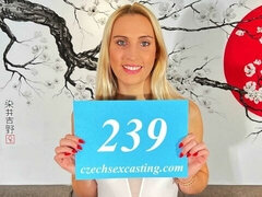 Grosser arsch, Grosser schwanz, Blondine, Lecken, Natürlichen titten, Muschi, Jungendliche (18+), Titten