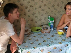 Grote kont, Pijpbeurt, Bruinharig, Hondjeshouding, Jurk, Keuken, Natuurlijke tieten, Russisch