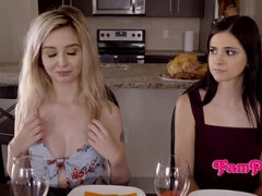 Sucer une bite, Cousine, Mignonne, Famille, Hard, Petite femme, Tabou, Adolescente