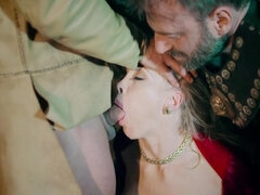 美女, ブロンド, フェラチオ, 手コキする, 三人