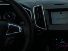 Morena, Corrida, Masturbacion con pies, Novia, Pajear, Besar, Al aire libre, Tetas