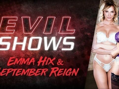 Fingern, Lesbisch, Lecken, Masturbation, Milf, Muschi, Entkleiden, Ablutschen