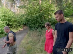 18 jaar, Man die toekijkt, Tsjechisch, Daddy, Hd, Buiten, Geschoren, Zoon