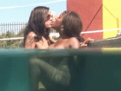 Culo grande, Polla, Ébano, Pajear, Fiesta, Piscina, Sexo fuerte, Adolescente