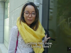 Любители, Жопа, Большой член, Брюнетки, Ласковые ручки, На природе, На публике, Юбки