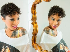 Zwart, Bruinharig, Frans, Interraciaal, Zoenen, Ondergoed, Masturbatie, Kousen