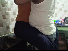 Hd, Huisvrouw, Indisch, Keuken, Vrijster, Rijpe lesbienne, Buiten, Vrouw