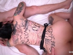 Amateur, Sucer une bite, Fait maison, Mère que j'aimerais baiser, Homme homme femme, Tatouage, Adolescente, Mouillée