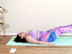 Mooie dikke vrouwen, Hondjeshouding, Masturbatie, Moeder die ik wil neuken, Slipje, Geschoren, Alleen, Webcamera