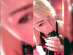 Leie, In den arsch, Dildo, Riesendildo, Masturbation, Milf, Orgasmus, Spielzeuge