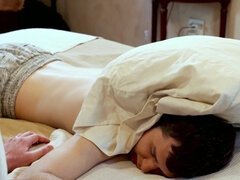 18 jaar, Bruinharig, Bedriegen, Sperma shot, Diep in de keel, Lul, Handbeurt, Taboe