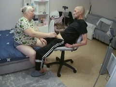 Zona901 Russian MILF Step Mom Deep Throat Blowjob & Cum Swallow