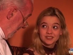 Tussi, Grosser arsch, Blasen, Hardcore, Reif, Muschi, Lehrer, Jungendliche (18+)