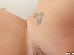 Culo grande, Tetas grandes, Mamada, Corridas, Estilo perrito, Peludo, Pov, Montar