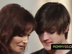 Pijpbeurt, Gezin, Hardcore, Moeder, Roodharige vrouw, Zoon, Stiefmoeder, Taboe